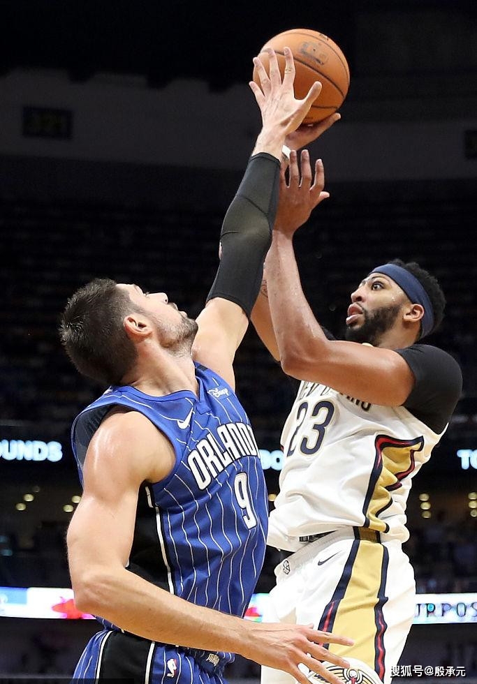 56万英镑 56万英镑